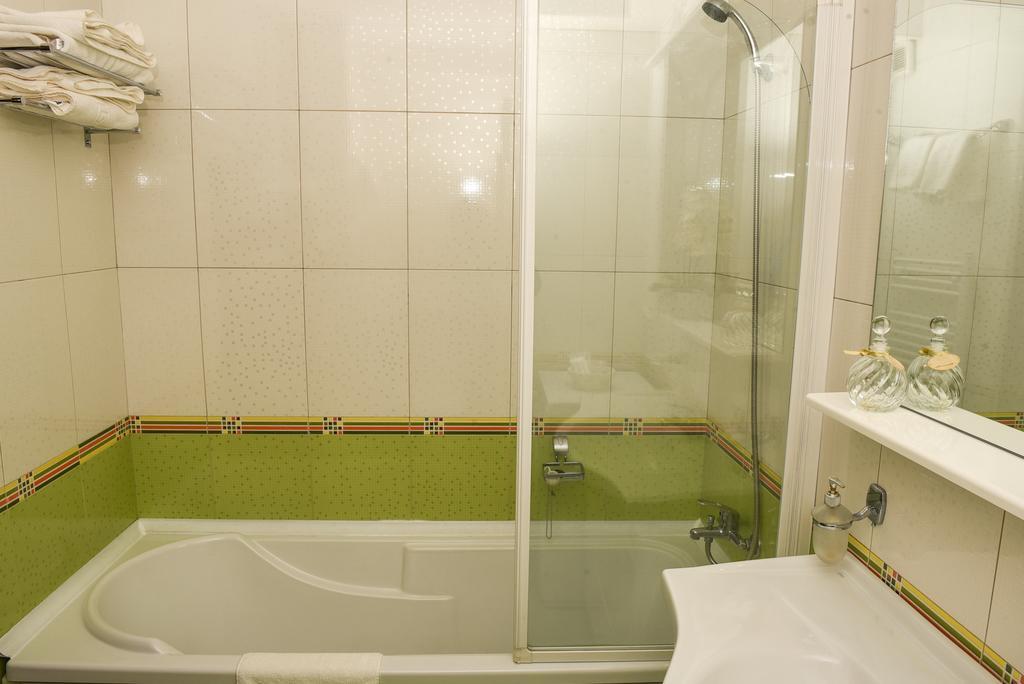 クルージュ＝ナポカApartament Belvedereアパートメント エクステリア 写真
