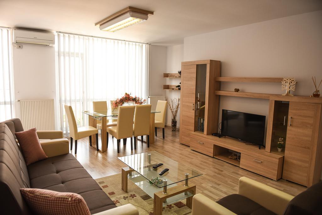 クルージュ＝ナポカApartament Belvedereアパートメント エクステリア 写真